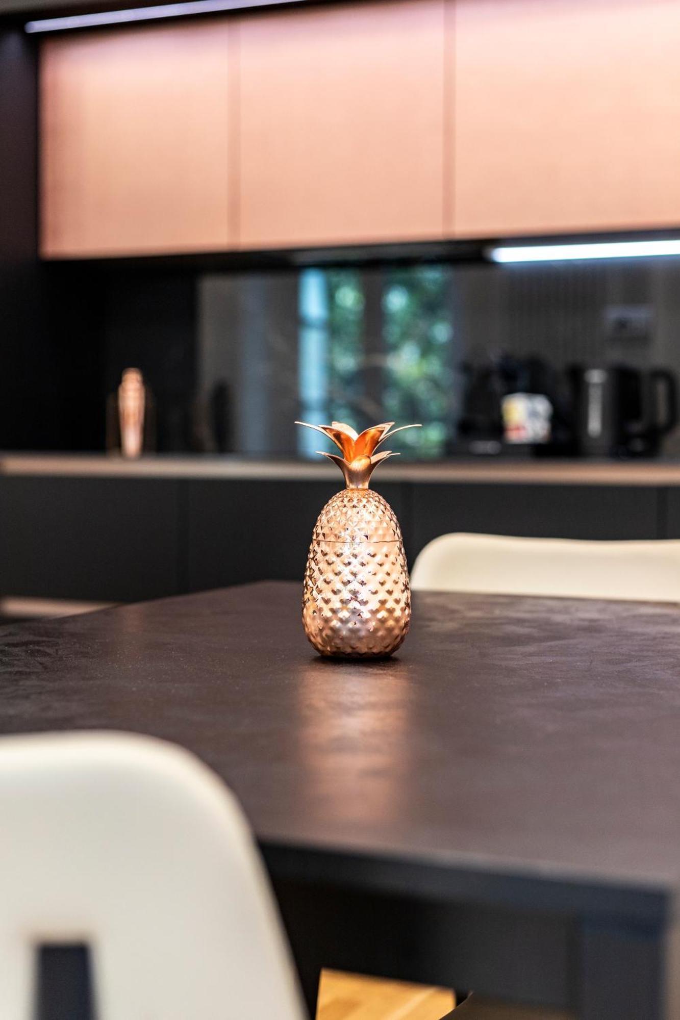 Moderno Zona Apartment Mailand
