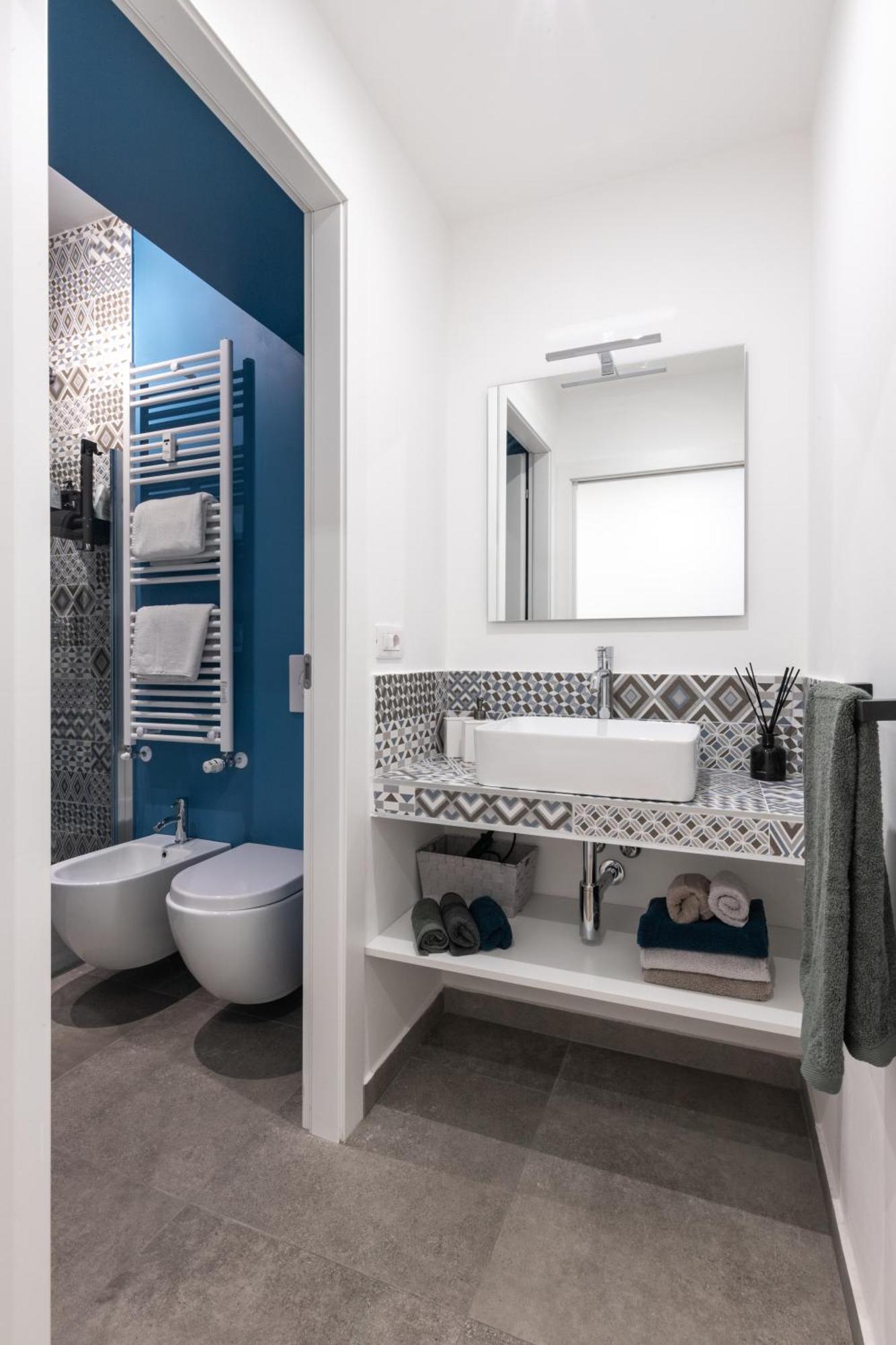 Moderno Zona * Mailand